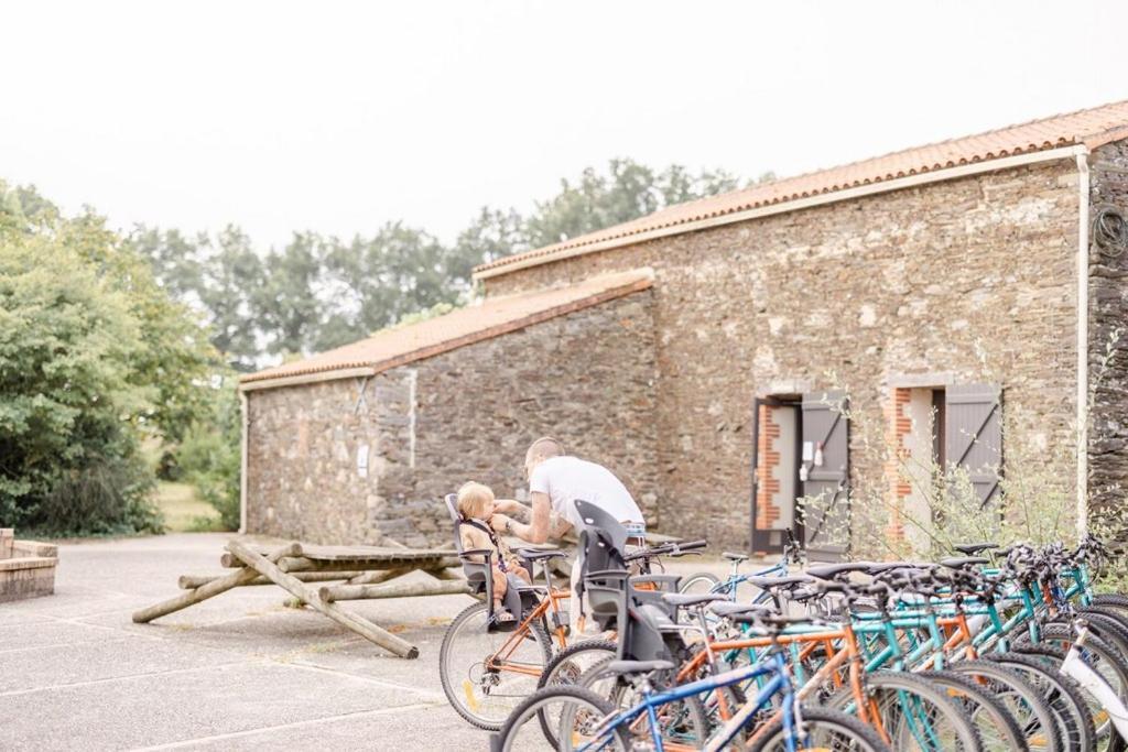 Hotel Domaine de l'Oiselière Chauché Esterno foto